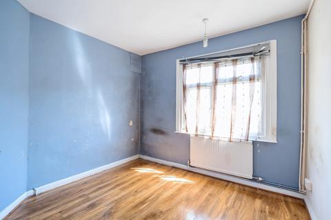 51a Ash Grove, London, W5 4AX
