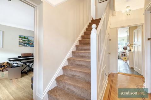 4 bedroom semi-detached house for sale, Woodford Green, Woodford Green IG8