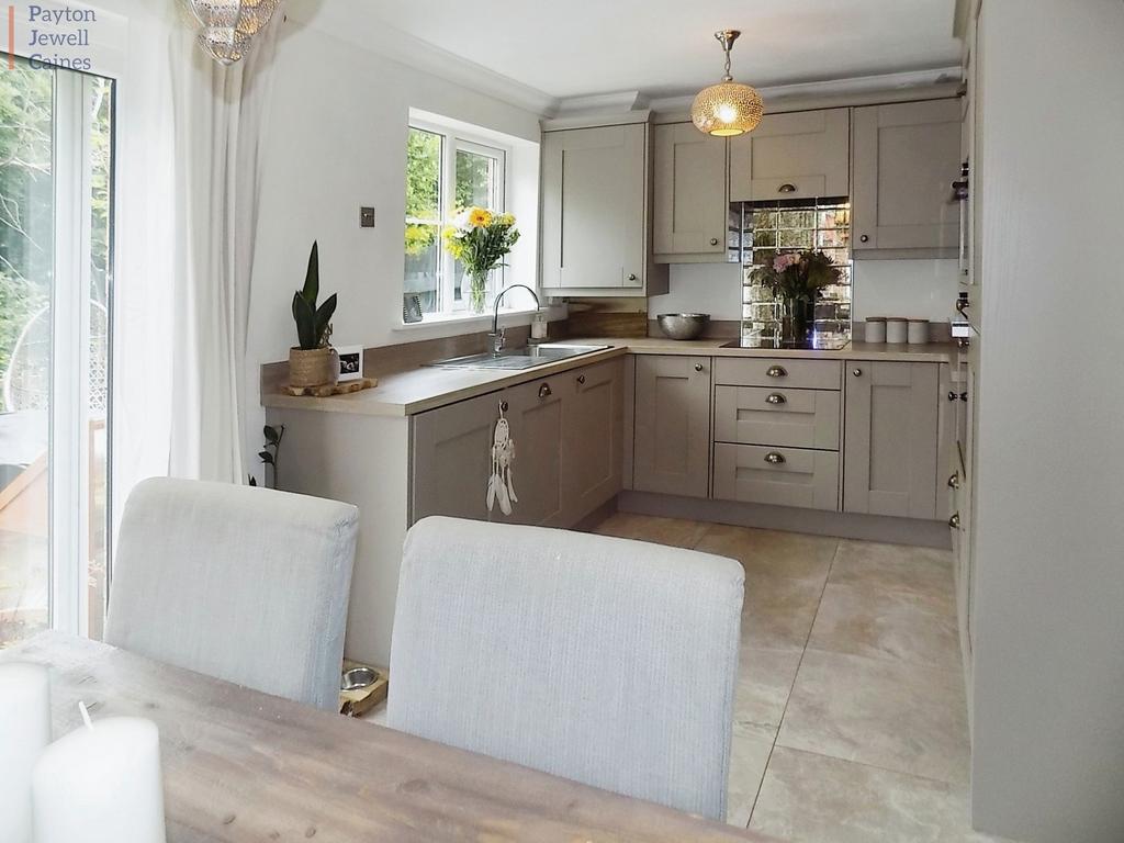 Underwood Place, Brackla, Bridgend... 3 bed semidetached house for