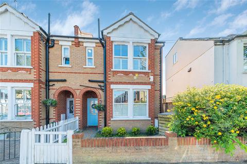 3 bedroom end of terrace house for sale, Salisbury Road, Bromley, BR2