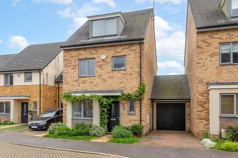 4 bedroom detached house for sale, Admiral Drive, Stevenage, Hertfordshire, SG1