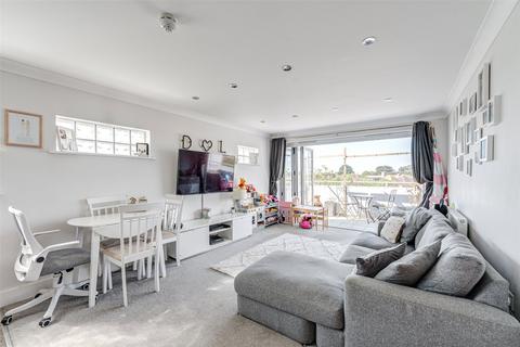 1 bedroom flat for sale, Broadwater Street West, Worthing, West Sussex, BN14