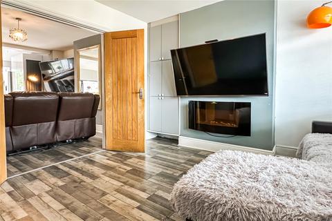 188 Foxdenton Lane, Chadderton, Oldham, OL9 9QR