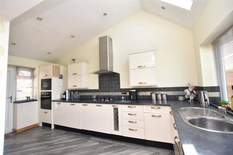 2 bedroom detached house for sale, Main Street, Scholes, Leeds, West Yorkshire