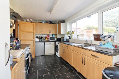 3 bedroom terraced house for sale, Mayfield Crescent, Lower Stondon, Henlow, SG16