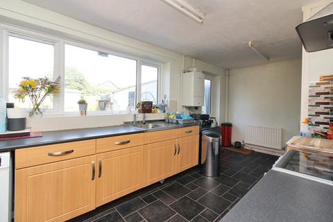 39 Mayfield Crescent, Lower Stondon, Henlow, SG16 6LE