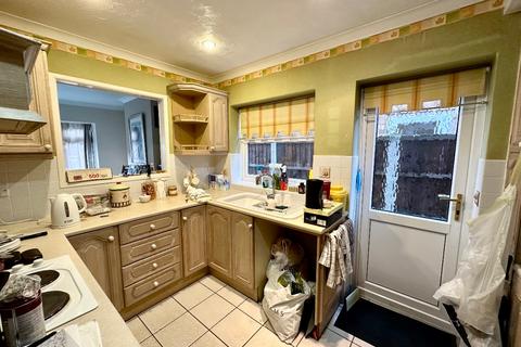 6 Archibald Road, Romford, RM3 0RH