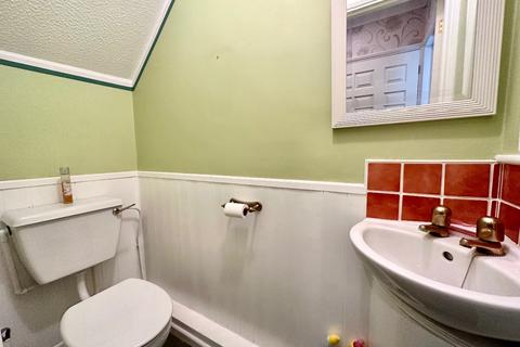6 Archibald Road, Romford, RM3 0RH