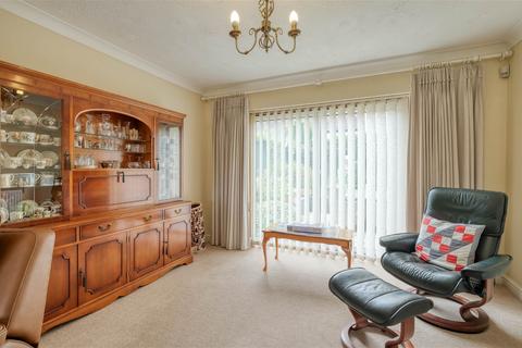 4 bedroom detached house for sale, Avenue Road, Astwood Bank, Redditch B96 6AT