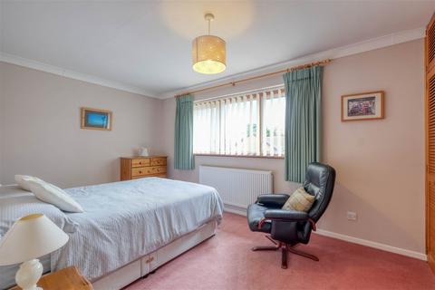 77 Avenue Road, Astwood Bank, Redditch, B96 6AT