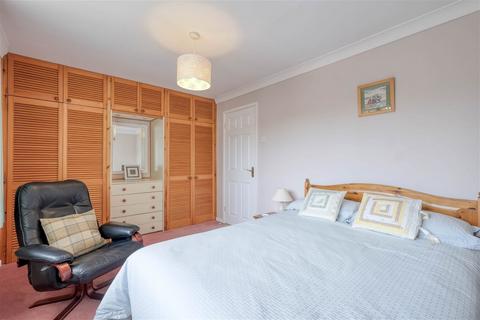 77 Avenue Road, Astwood Bank, Redditch, B96 6AT