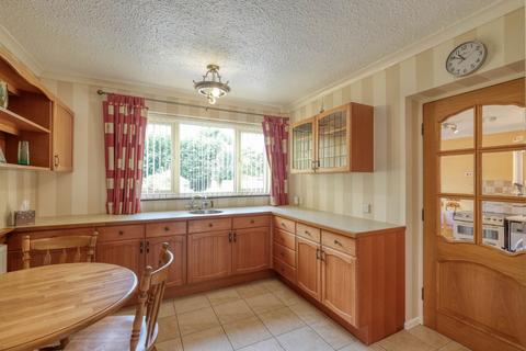 3 bedroom detached house for sale, Downsell Road, Webheath, Redditch B97 5RT