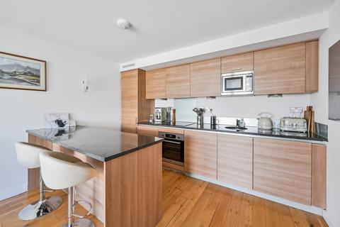 2 bedroom flat for sale, John Harrison Way, Greenwich, London, SE10