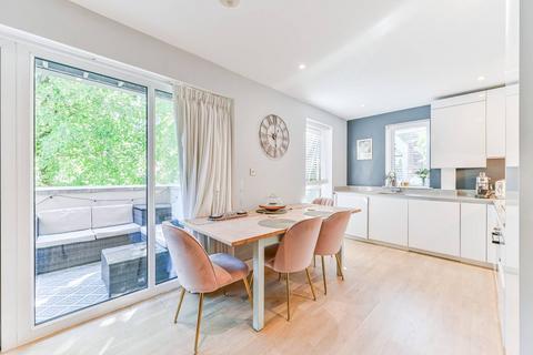 2 bedroom flat for sale, Harold Road, SE19, Crystal Palace, London, SE19