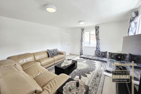 3 bedroom end of terrace house for sale, East Road, WEST DRAYTON UB7