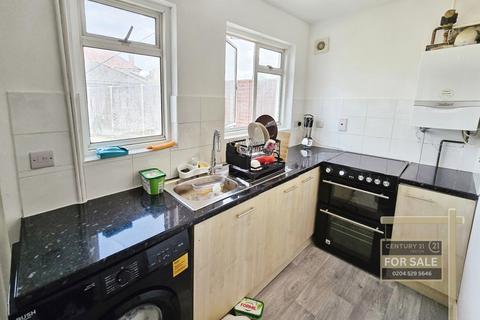 3 bedroom end of terrace house for sale, East Road, WEST DRAYTON UB7