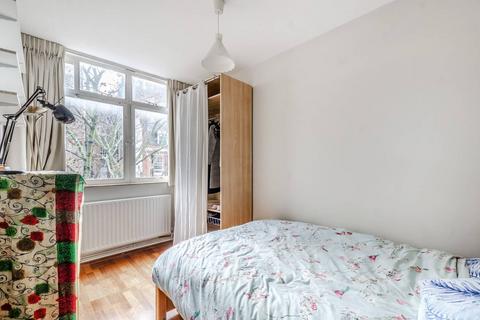 2 bedroom flat to rent, Clare Court, Bloomsbury, London, WC1H