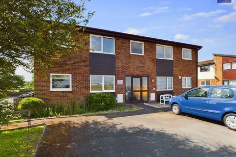 1 bedroom ground floor flat for sale, The Hamlet, Lytham St. Annes, FY8