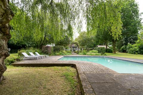 Grasslands The Ridge, Woldingham, Caterham, CR3 7AL