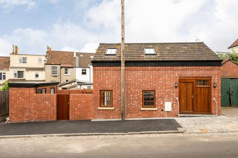 2 bedroom detached house for sale, 17, Strathmore Road, Bristol BS7