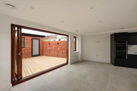 2 bedroom detached house for sale, 17, Strathmore Road, Bristol BS7