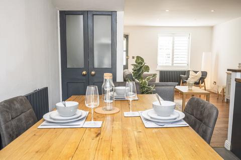 40 Hither Farm Road, London, SE3 9QT