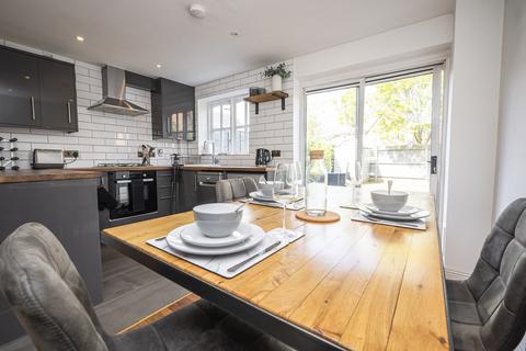 40 Hither Farm Road, London, SE3 9QT