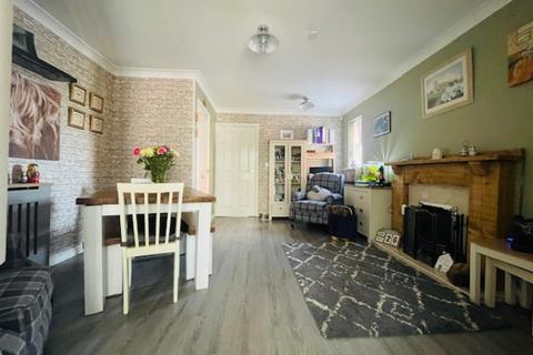 4 bedroom townhouse for sale, Worcester Close, Clay Cross