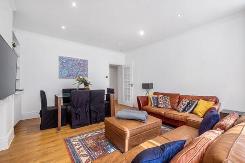 4 bedroom flat to rent, Cabbell Street London NW1