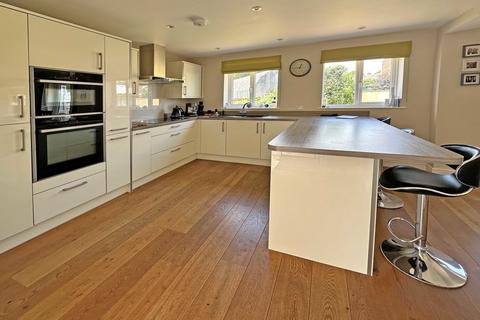3 bedroom semi-detached house for sale, Crockwells Close, Exminster