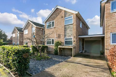 22 Burroughs Crescent, Bourne End, SL8 5NR