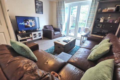 3 bedroom terraced house for sale, Nelson Close, Harleston