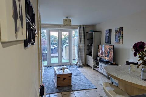 3 bedroom terraced house for sale, Nelson Close, Harleston