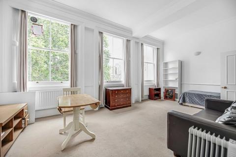 Studio to rent, Stanhope Gardens South Kensington SW7