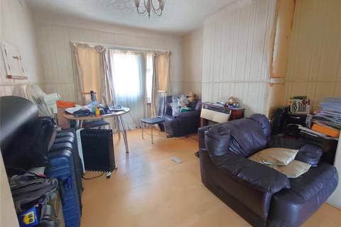 20 Blacklands Drive, Hayes, UB4 8EX