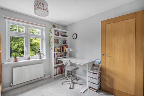 Flat 5, Eva Court, 40 Normanton Road, South Croydon, CR2 7AR