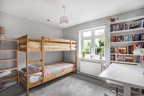 Flat 5, Eva Court, 40 Normanton Road, South Croydon, CR2 7AR