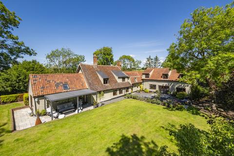 6 bedroom detached house for sale, Brettenham Road, Stowmarket IP14