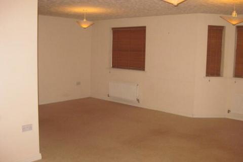 2 bedroom apartment to rent, Fazeley Close, Solihull B91