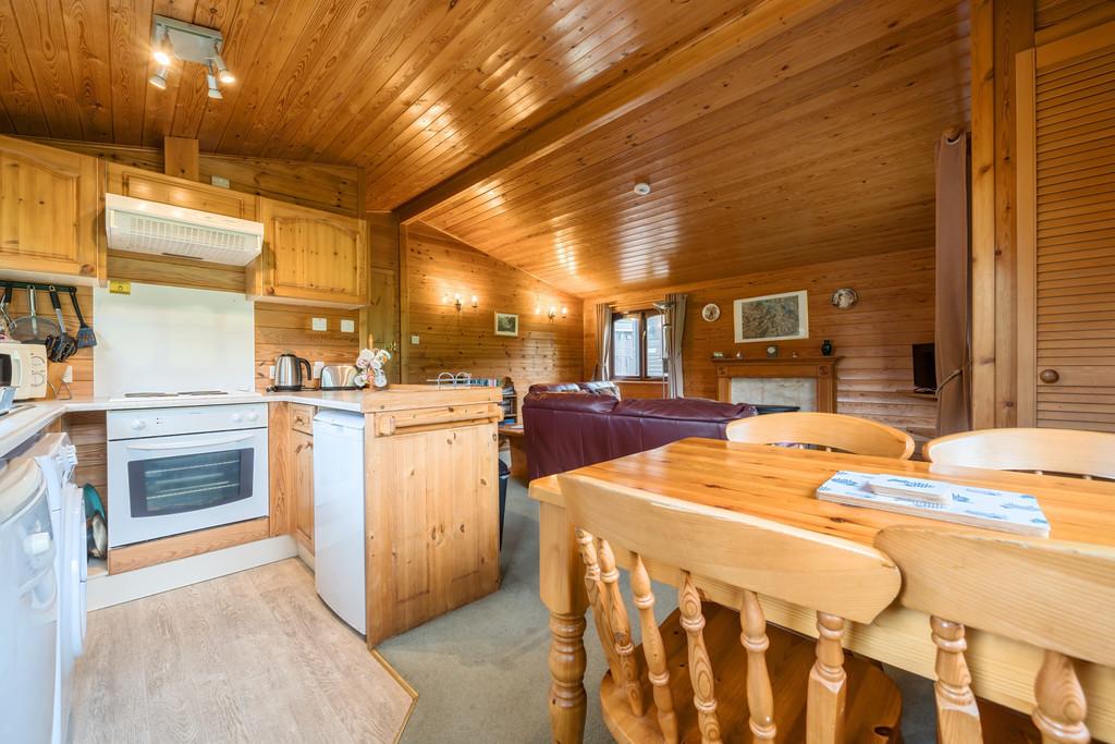 Open Plan Living Room / Dining Kitchen