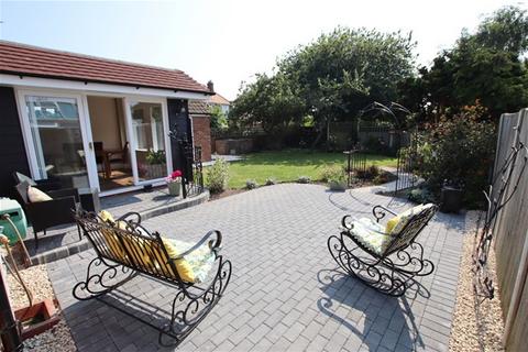 2 bedroom detached bungalow for sale, York Road, Holland on Sea, Clacton on Sea