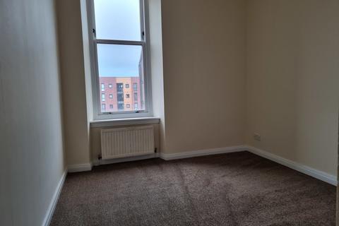 2 bedroom flat to rent, Peninver Drive, Govan G51