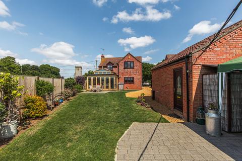 3 bedroom detached house for sale, Pentney