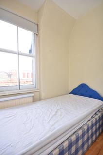 3 bedroom flat to rent, Colehill Lane, Munster Village, London, SW6