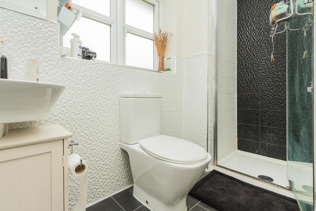 Ensuite Shower Room