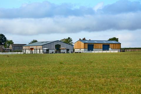 undefined, Bicester Road, Oakley, Aylesbury, Buckinghamshire, HP18