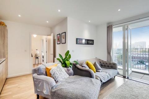 2 bedroom flat for sale, Flat 98, Katie Court, 21 Edwin Street, London, E16 1YA