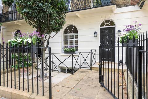 6 bedroom townhouse to rent, Wilton Place, Knightsbridge