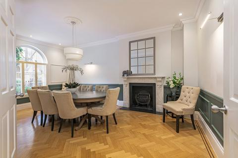 6 bedroom townhouse to rent, Wilton Place, Knightsbridge