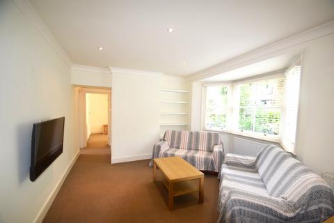 2 bedroom apartment to rent, Chiswick W4